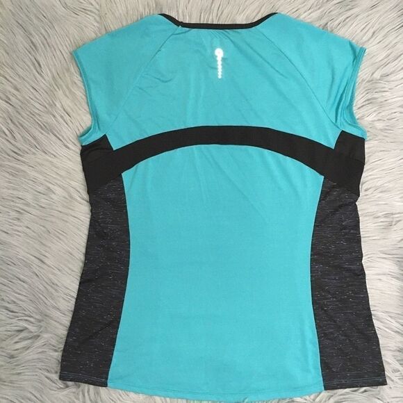 🚨 Hyba Athletic Top - Picture 2 of 7